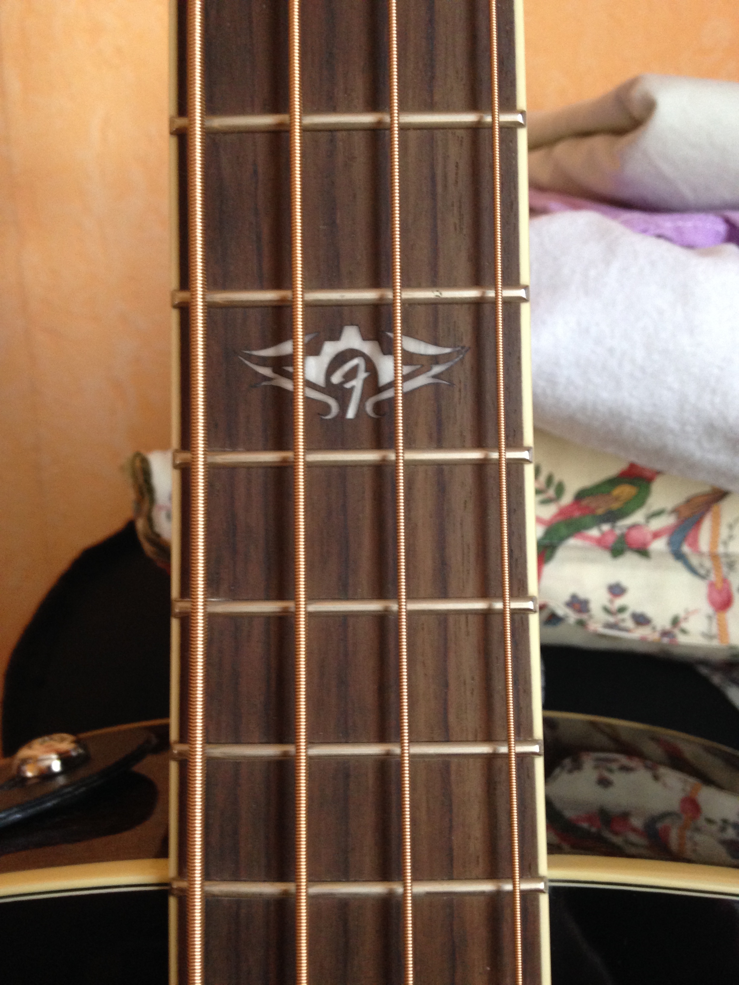 Fender T-Bucket 300CE Bass