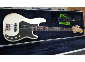 Fender American Deluxe Precision Bass [2010-2015] (59926)