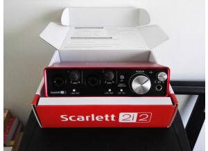Focusrite Scarlett2 2i2 (5536)