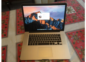 Apple MacBook Pro 15" Rétina Display (244)