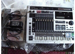 Roland MC-808 (7105)
