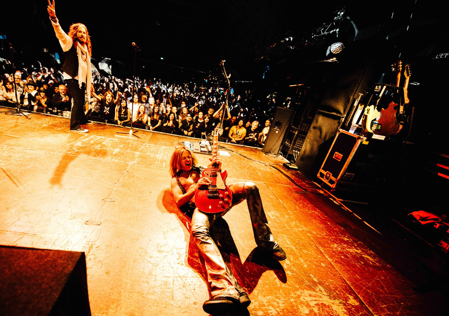 Doug Aldrich Stage Large