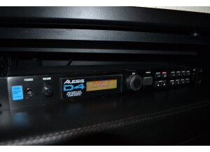 Alesis D4 (30393)