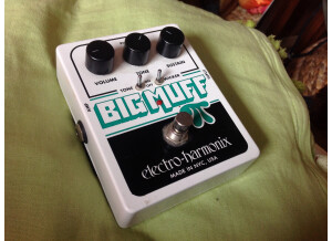 Electro-Harmonix Big Muff Pi with Tone Wicker (48455)