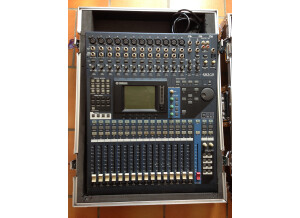 Yamaha 01V96 (1204)
