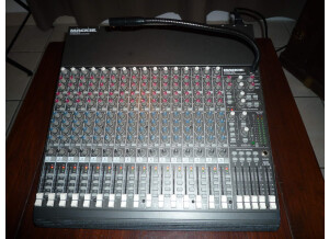 Mackie 1604 VLZ