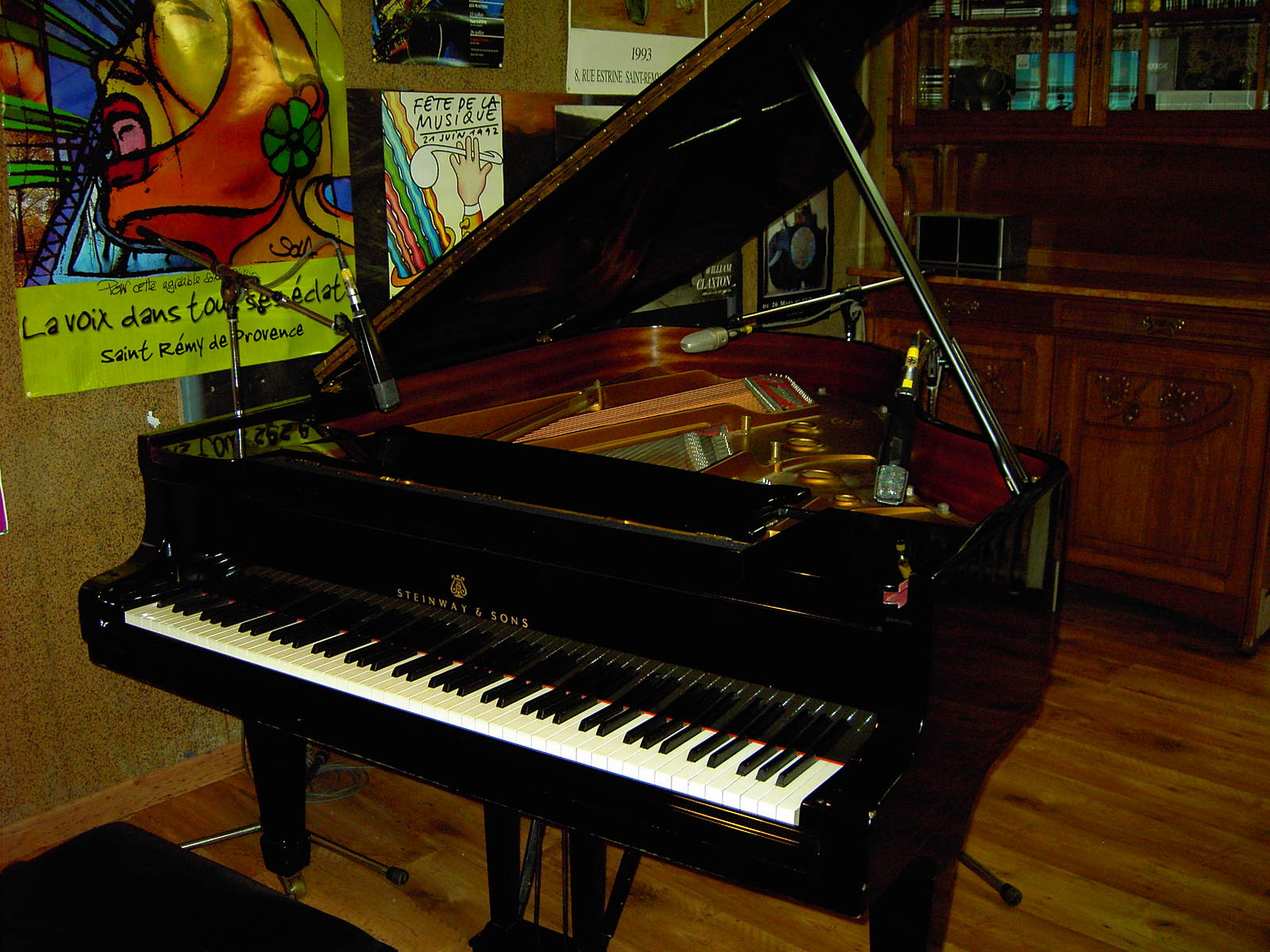 Steinway & Sons A188