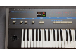 KORG POLY 61 02
