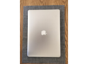Apple Macbook Pro 15,4" rétina dernière génération (42720)
