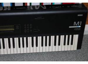 Korg M1 (16793)