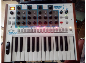 Akai Timbre Wolf (44772)