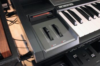 Ensoniq SQ80 : SQ 80 2tof 10.JPG Ensoniq SQ80 : SQ 80 2tof 10.JPG