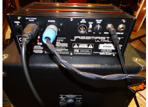 Ampli Fender JazzMaster Ultralight (16).JPG