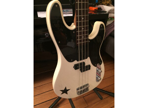 Squier Mike Dirnt Precision Bass [2013-2015]