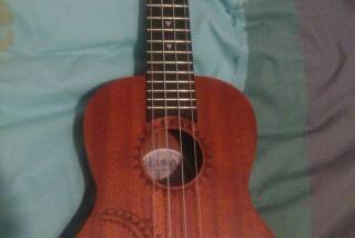 Luna Guitars Uke Tattoo Concert Mahogany