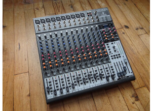 Behringer Xenyx 2442FX (19271)