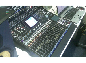 Tascam DM-24 (86830)