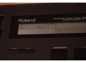 Roland R-8 (23807)