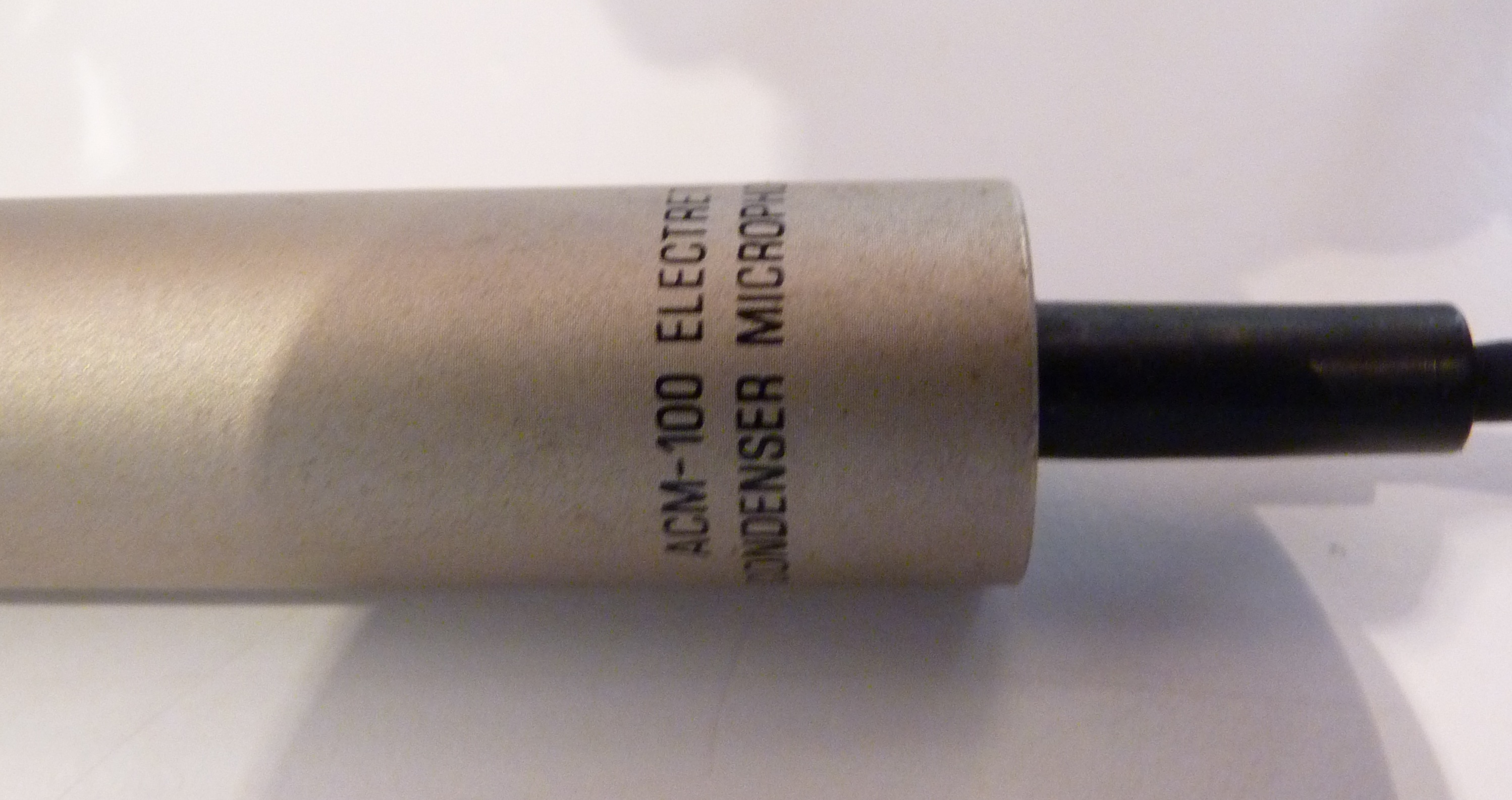 Vends  micro electret akai acm100