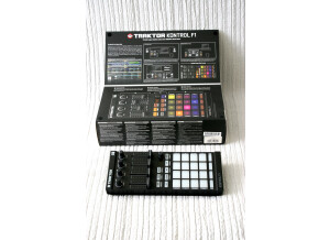 Native Instruments Traktor Kontrol F1 (95504)