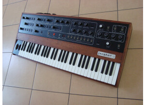 Roland JUNO-106S (64311)