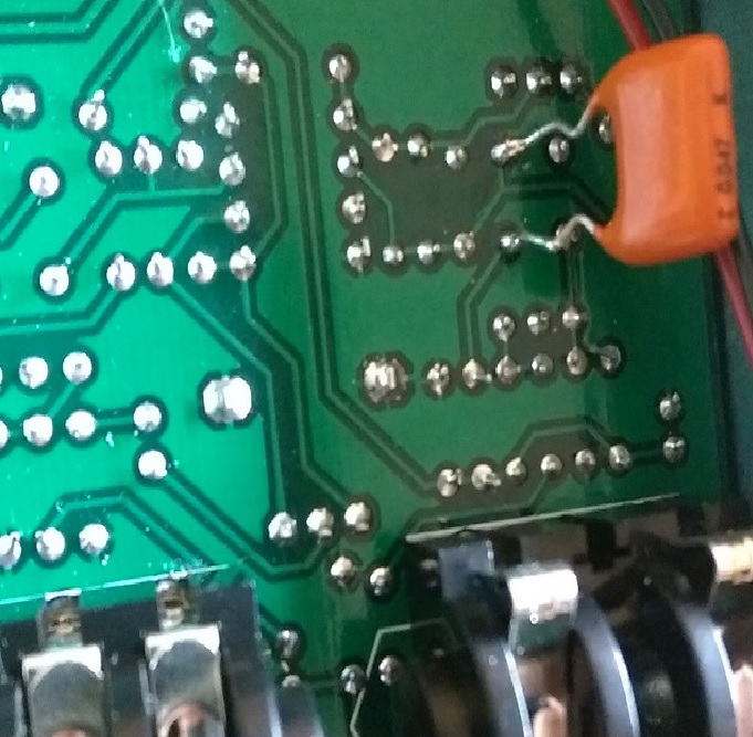 emplacement composant bass boost