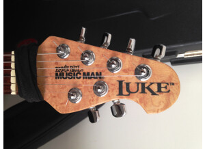 Music Man Luke BFR True Gold (51145)
