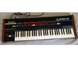 Roland JUNO-6 (10574)