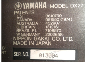 Yamaha DX27 (27399)