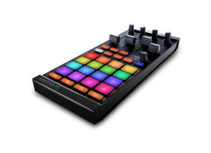 Product Traktor Kontrol F1 Front