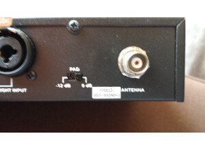 The T.bone IEM 100 (69656)