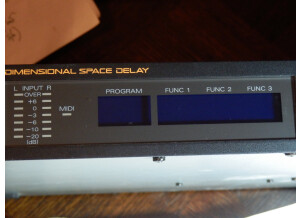 Roland SDE-330 (60659)