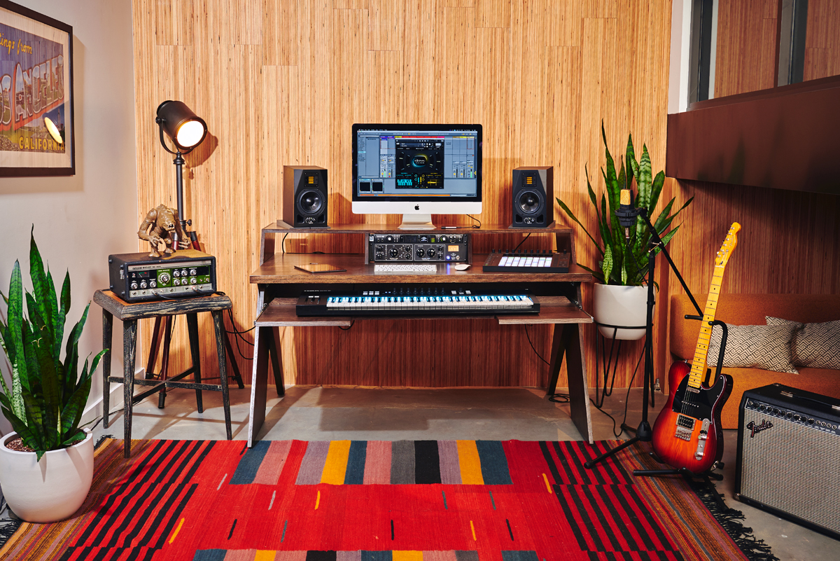 Output Platform   Web   Editorial 2