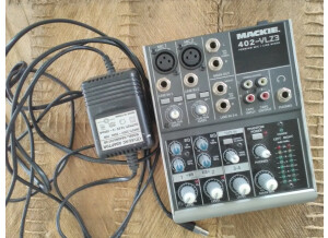 Mackie 402-VLZ3 (75913)
