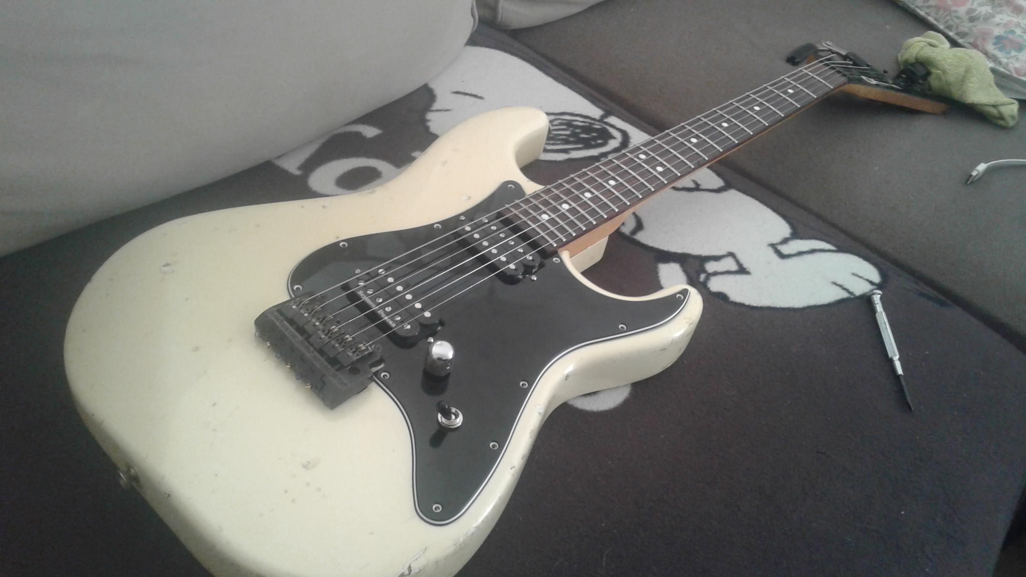 Charvel Model 3