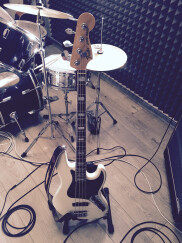 Fender Deluxe Jazz Bass