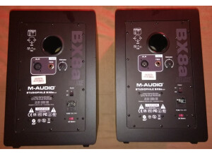 M-Audio BX8a Deluxe (69978)