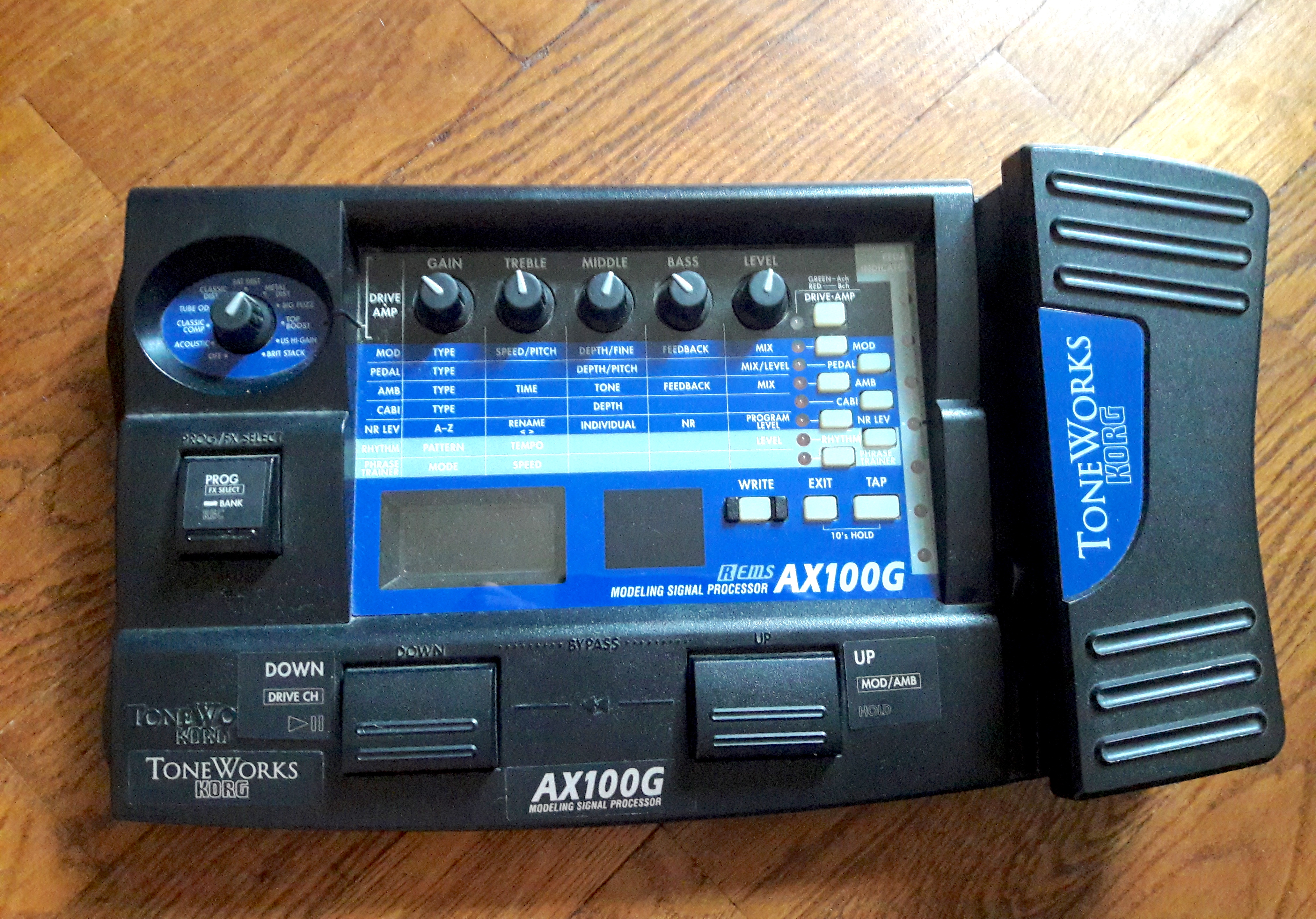 Pictures and images Korg Ax100g - Audiofanzine