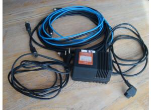 Roland R-8 (42176)