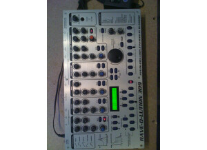 Quasimidi Rave-O-Lution 309 (46125)