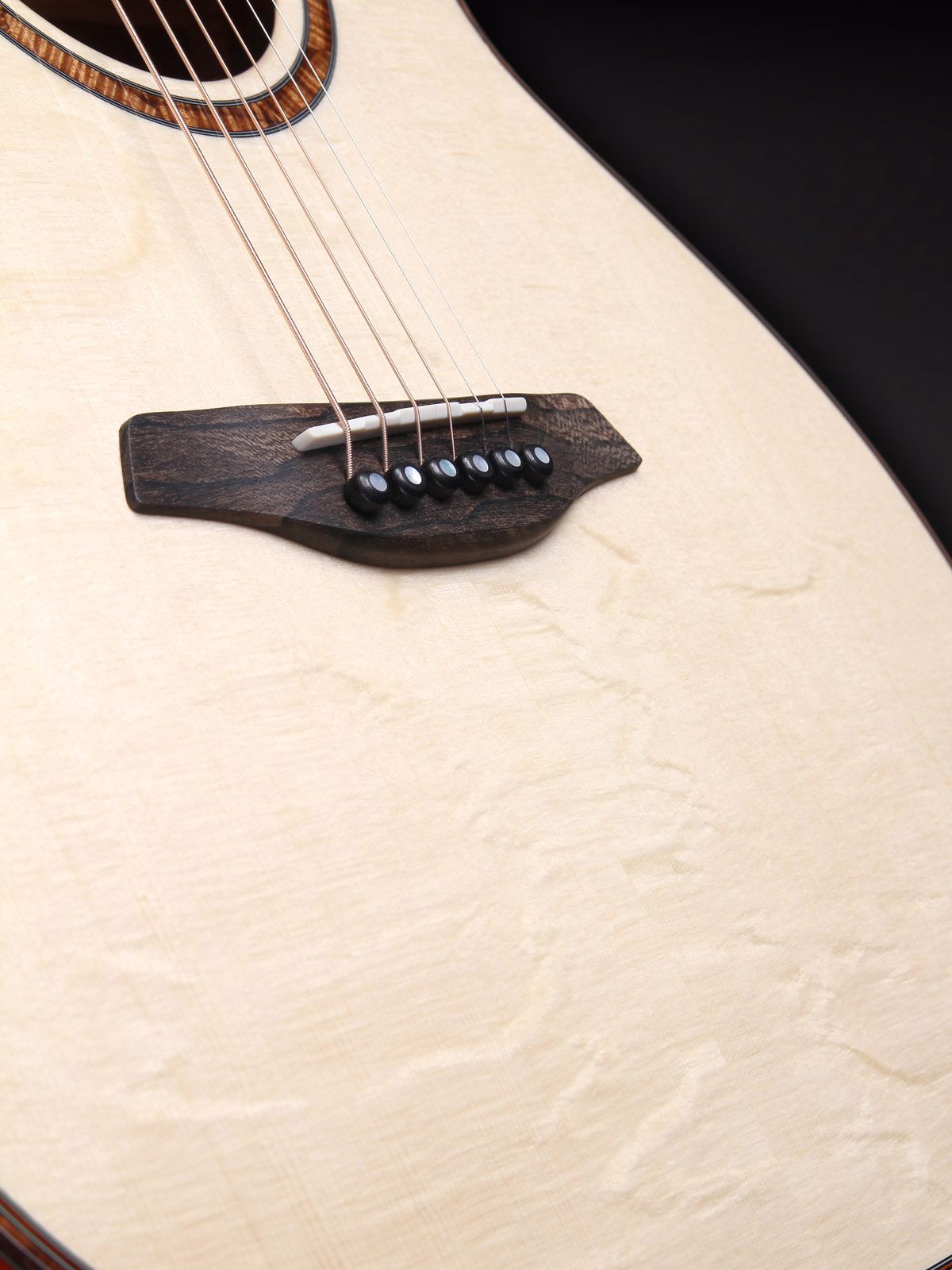 om limited 2017 lp 12