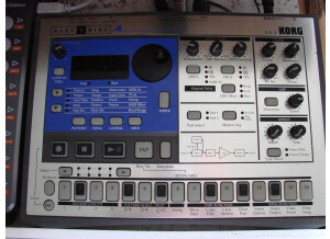 Roland MC-303 (79652)