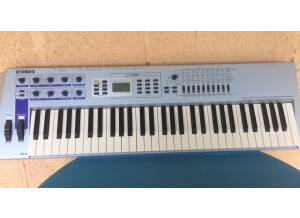 Yamaha CS2X (45281)