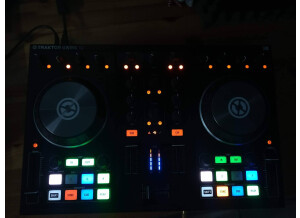 Native Instruments Traktor Kontrol S2 mk2 (54239)