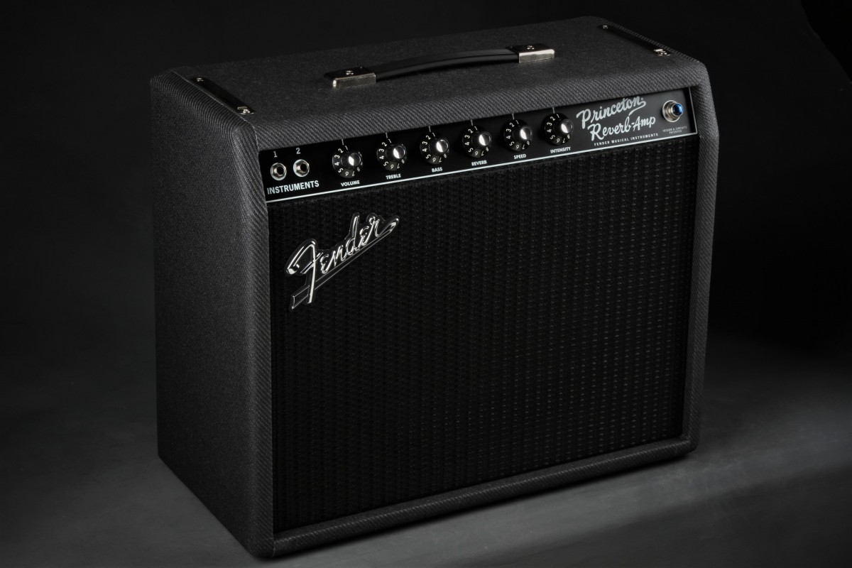 fender 68 custom princeton reverb black and blue limited edition 2  1