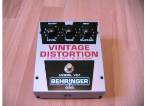 Behringer Vintage Distorsion VD1 (97921)
