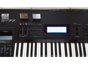 Yamaha SY77 (44776)