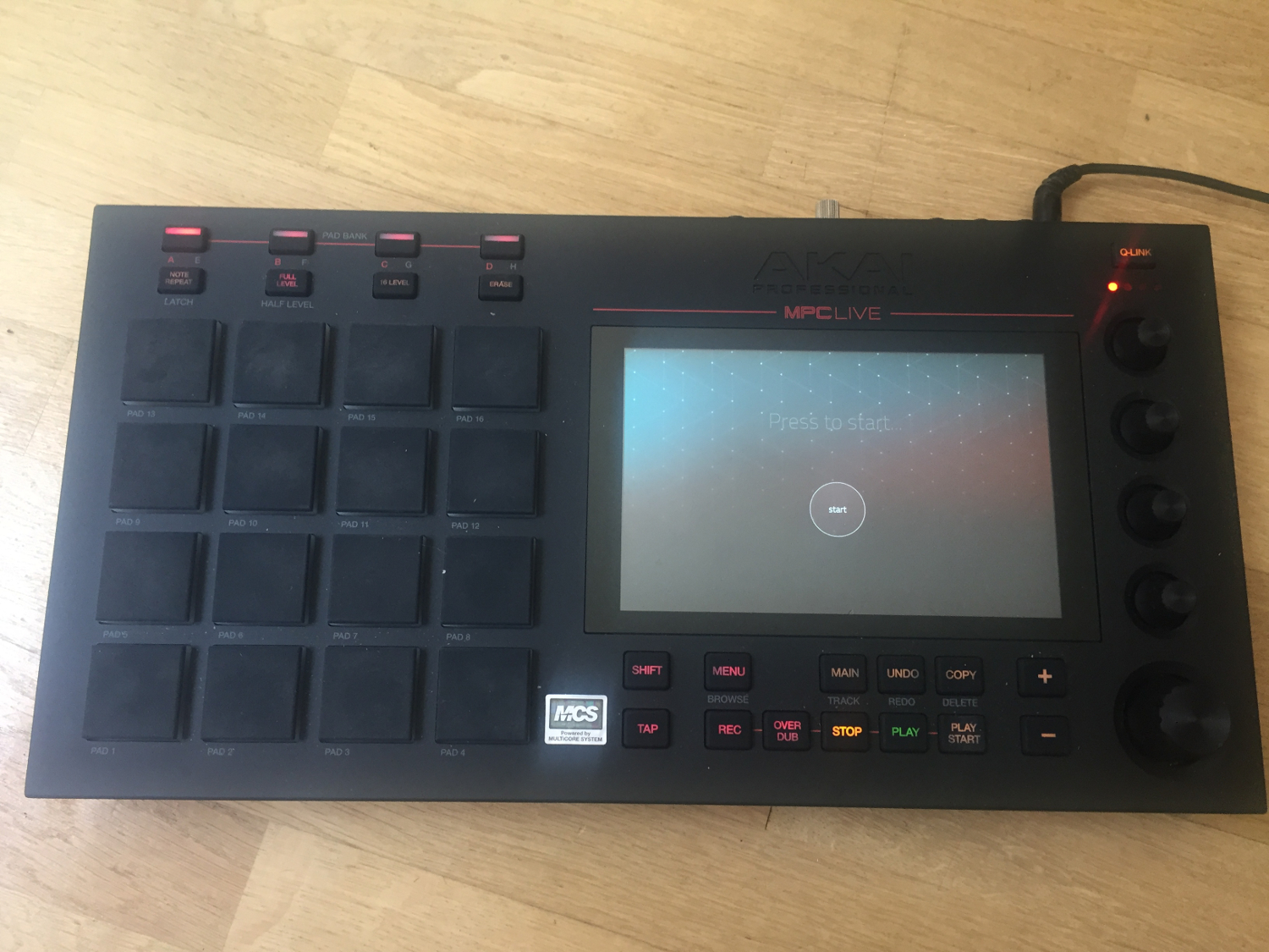 Akai MPC Live : start