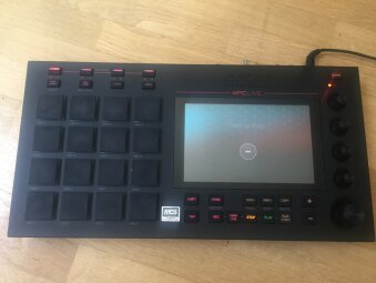 Akai MPC Live : start Akai MPC Live : start