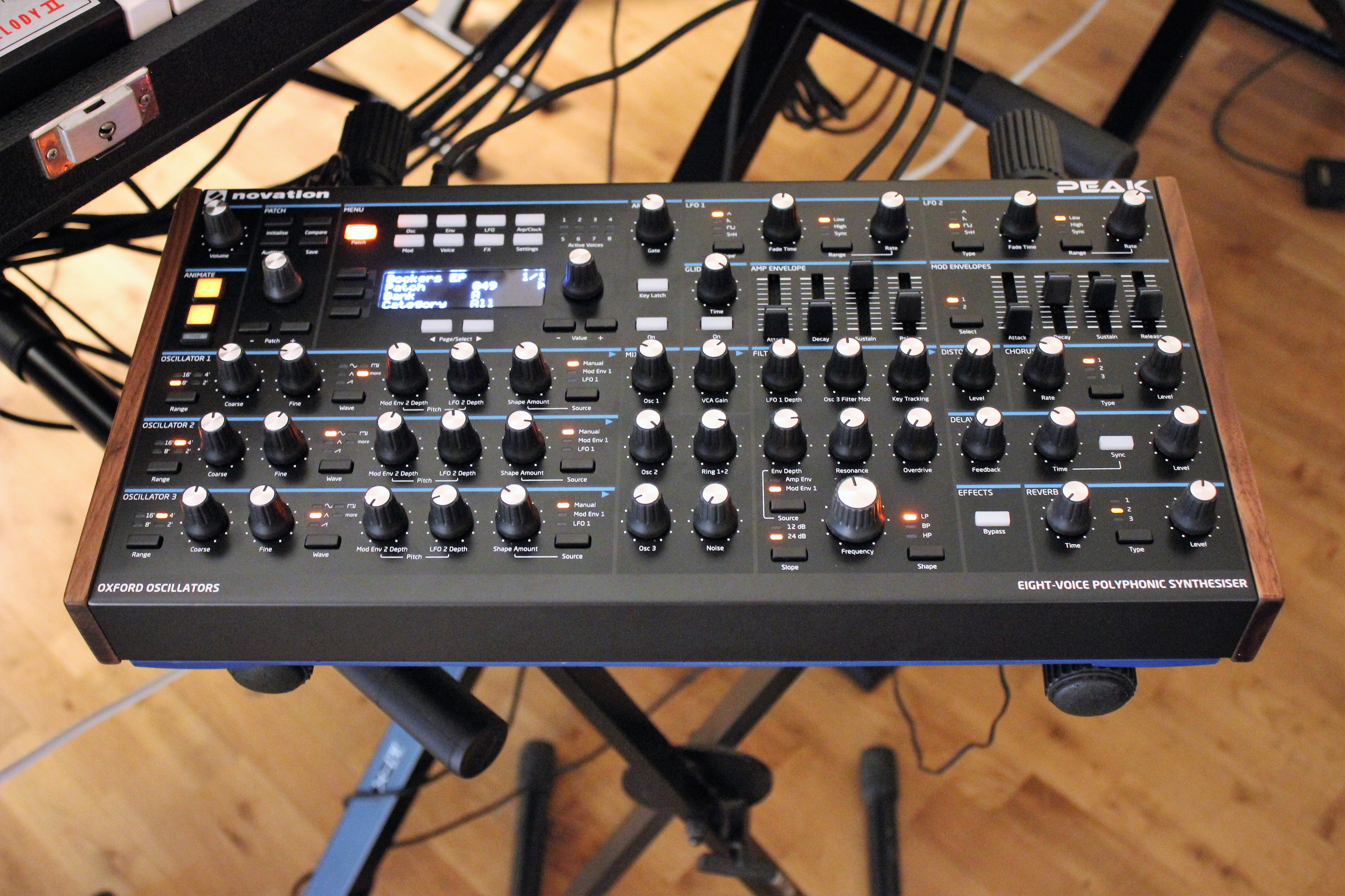 Novation Peak : Peak 2tof 002.JPG